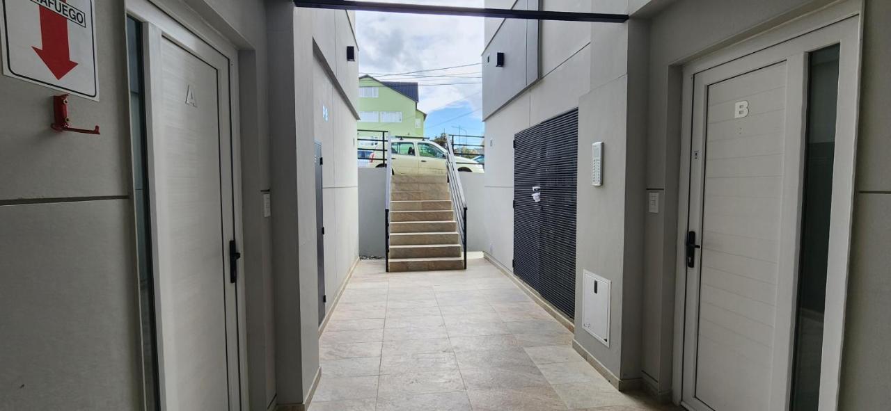 Pey Kau Apartment อูซัวยา ภายนอก รูปภาพ